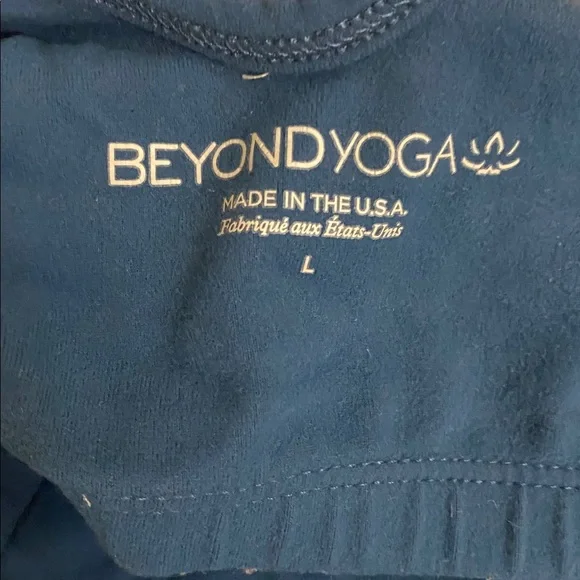 Beyond Yoga Bra Top Large - Picture 3 of 5